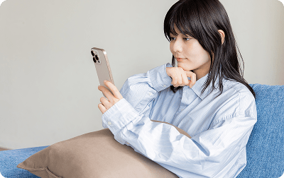 公式LINEで連絡するイメージ